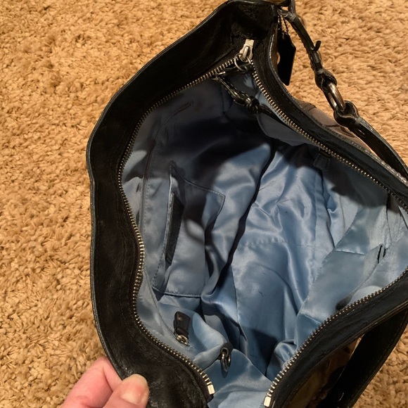 Coach Signature Hobo - Picture 6 of 7